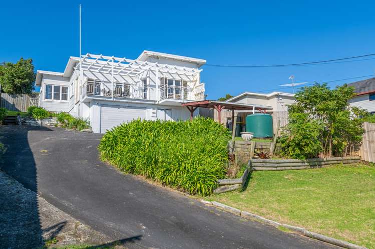 43 Surf Road Stanmore Bay_21