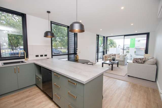 13 Mona Square Ashburton_2