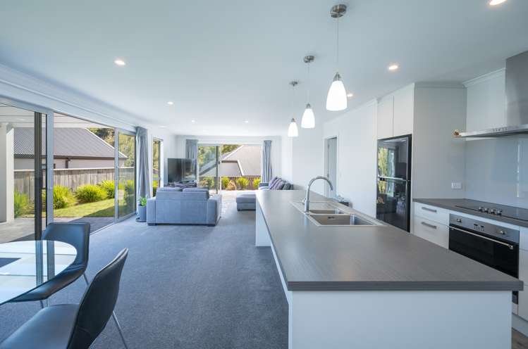 10 Waterson Lane Stoke_7