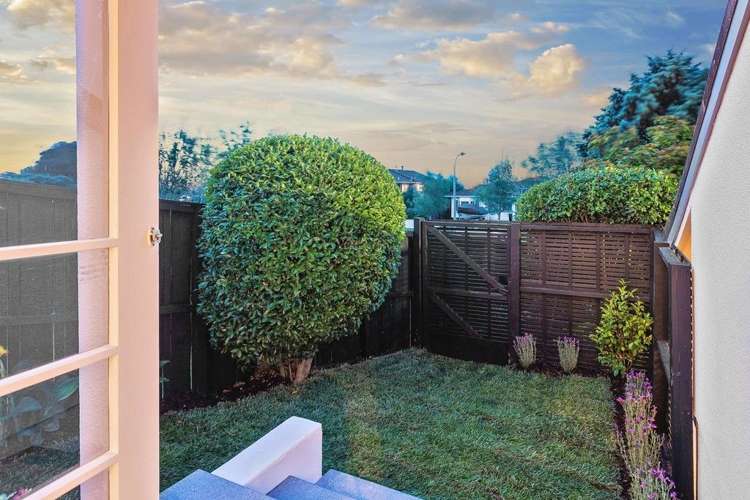 2/55 Coldham Crescent Saint Johns_6