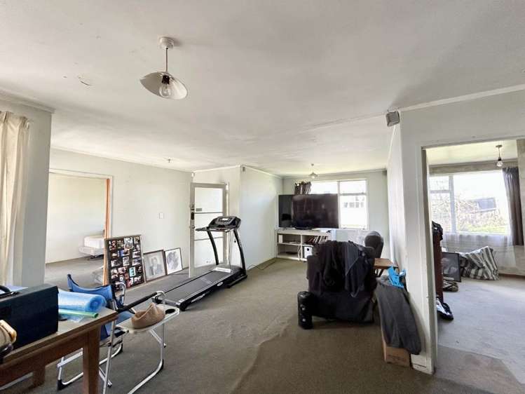 32 Tawavale Crescent Totara Vale_15