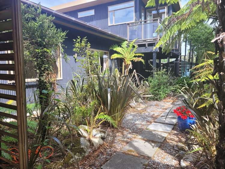 127 Brickfield Road Hokitika_36