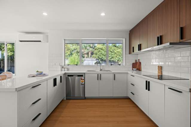 9 Shearwater Drive Woolston_4