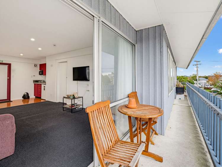 1 Hurworth Place_1