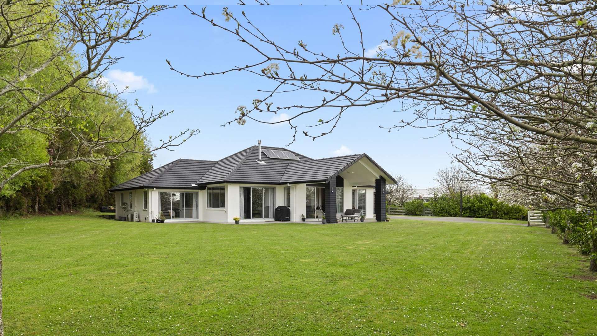 1539 Waiuku Road Waiuku_0