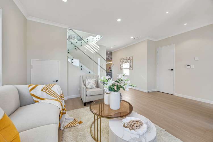 25 Knockanara Drive Flat Bush_3