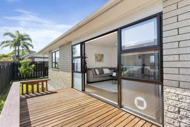 2/74 Pah Road Papatoetoe_11