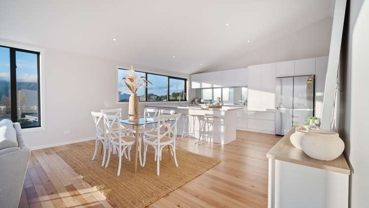 1 Euan Sarginson Place Diamond Harbour_5