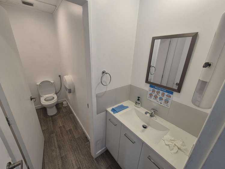 5/55 Kenepuru Drive Porirua_7