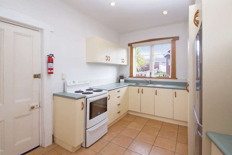 2 Rewa Street New Lynn_4