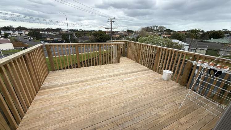 2/140 Metcalfe Road Ranui_5