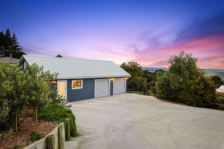 176 Wishart Road Helensville_19