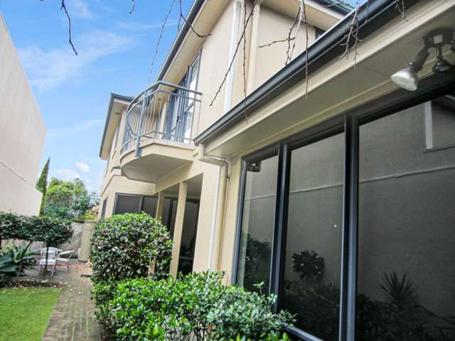 24 Canterbury Park Lane Ellerslie_2