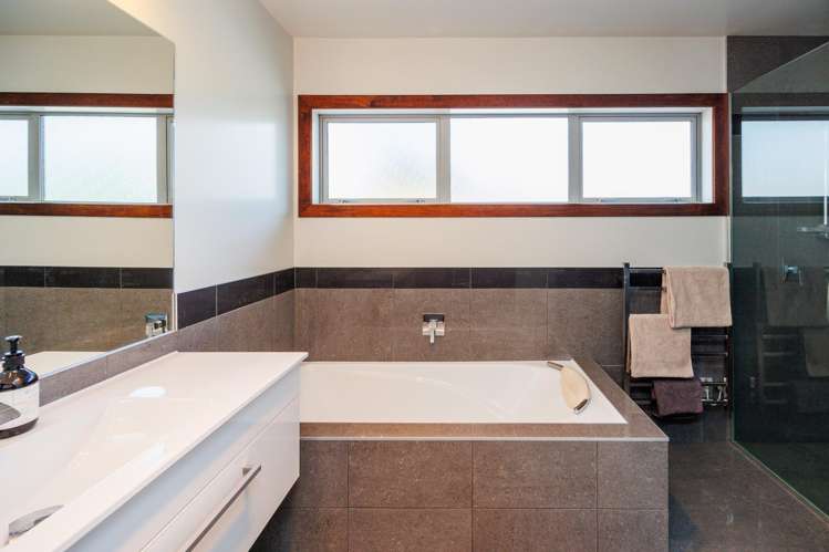 181A Fitzherbert Avenue West End_16