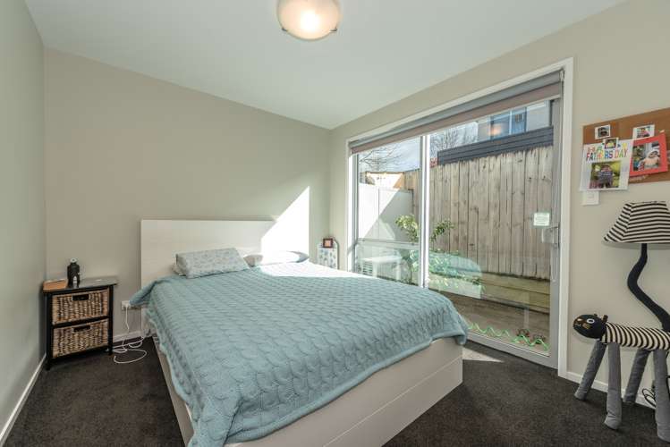 2/21 Wellington Street Hamilton East_5