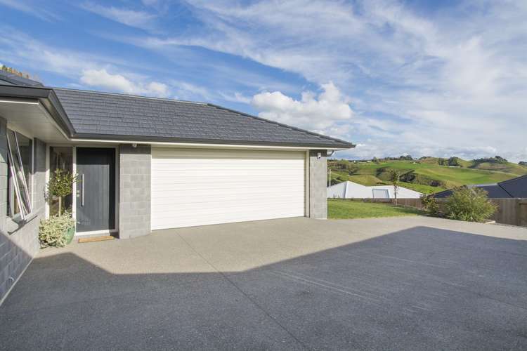 288 Ballintoy Park Drive Welcome Bay_25