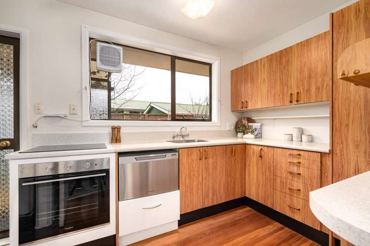 7 Woodbury Street Avonhead_2