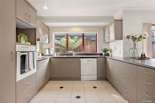 1 Les Fisher Place Pukekohe_4