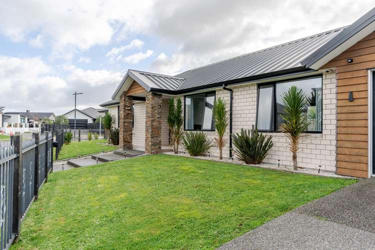 4 Sydney Place Flagstaff_18
