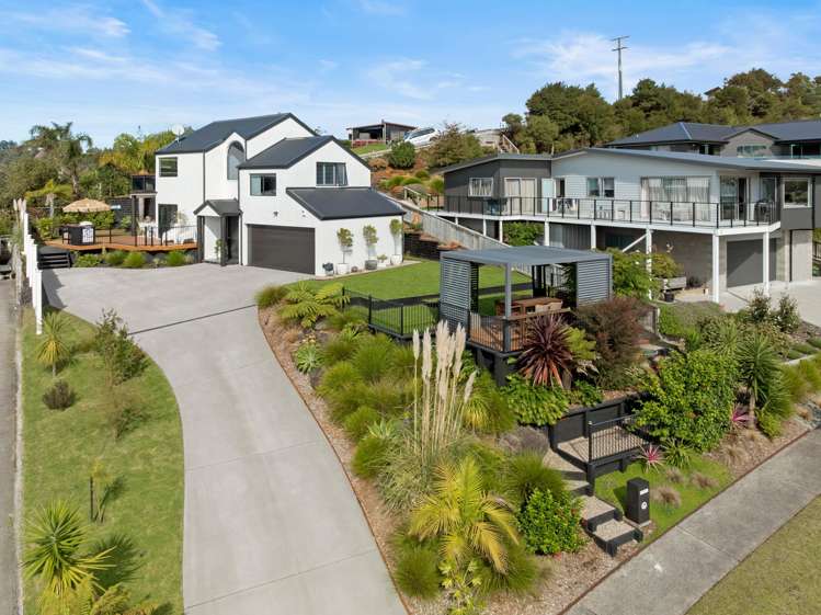 107 Pacific View Drive Whangamata_29