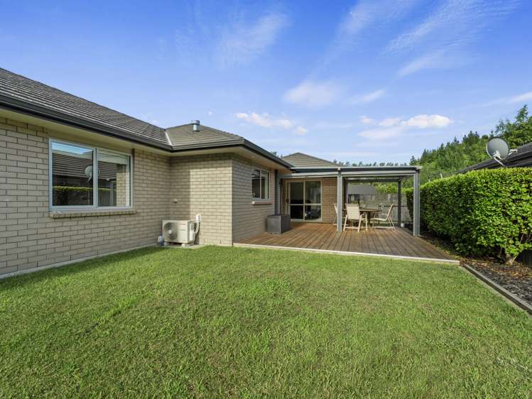 269 Lakes Boulevard Pyes Pa_15