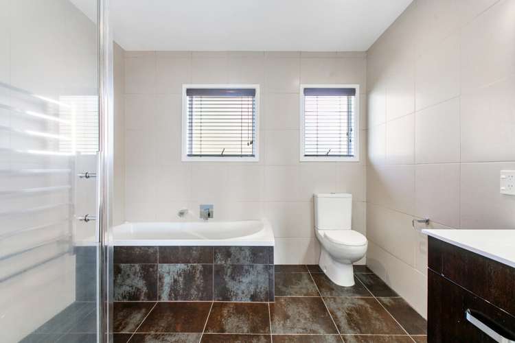 16 Glenroy Place Green Bay_15