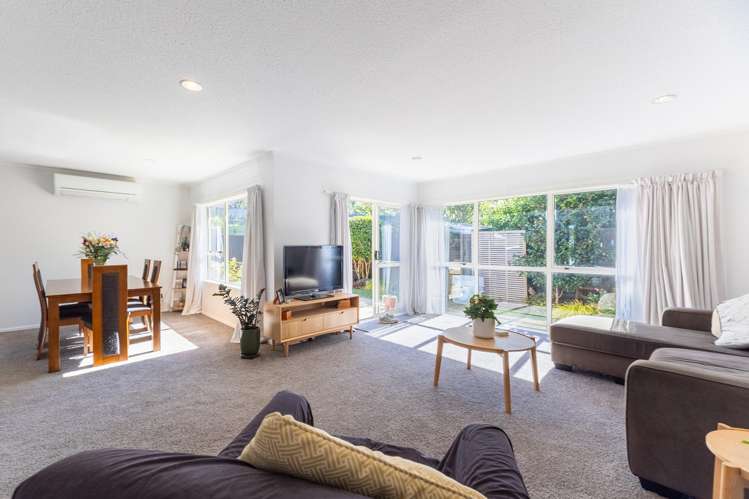 5A Beachwater Grove Paraparaumu Beach_9