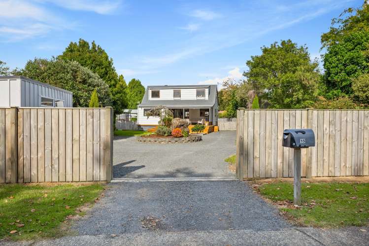 15 Taupaki Road_3