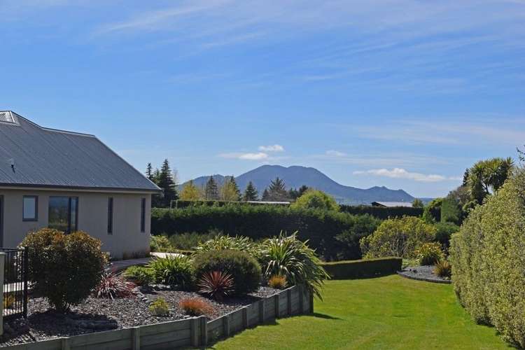 400 Gillespie Place Acacia Bay_24