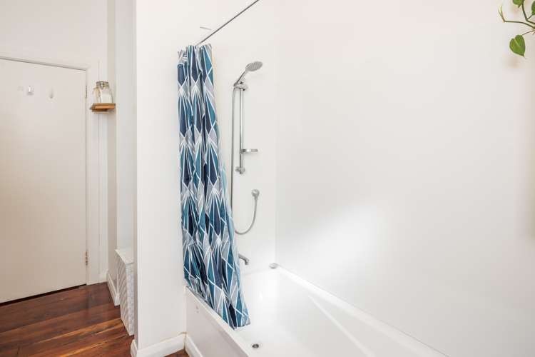 446 Adelaide Road Berhampore_10