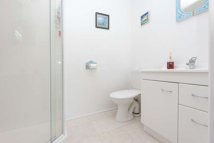 14 Cosy Place Howick_11