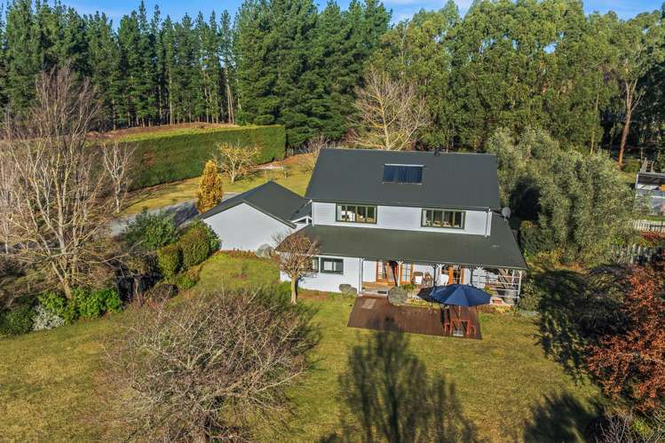 1055 Tram Road_3