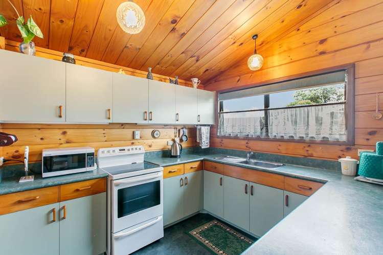 17 Booker Place Manurewa_5