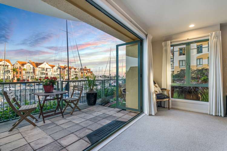 3 Waterside Crescent Gulf Harbour_28