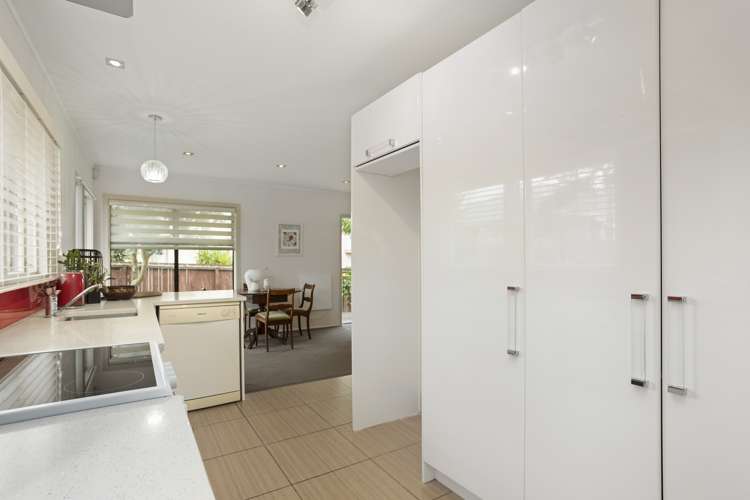 2/15 Riverview Road Panmure_9