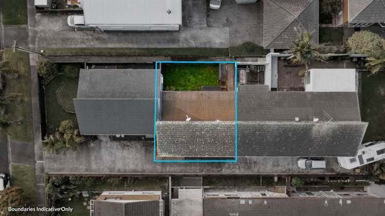 2/18 Wernham Place Northcote_13