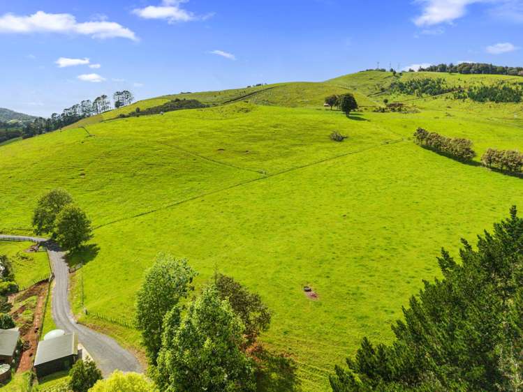 82 Kara Road Maungatapere_1