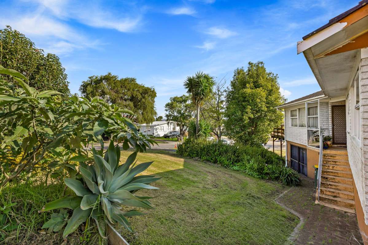 90 Taylor Road_1
