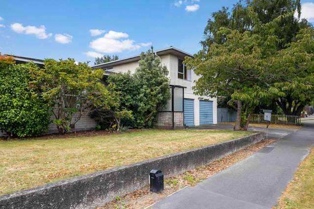 69 Lakewood Drive Burwood_3