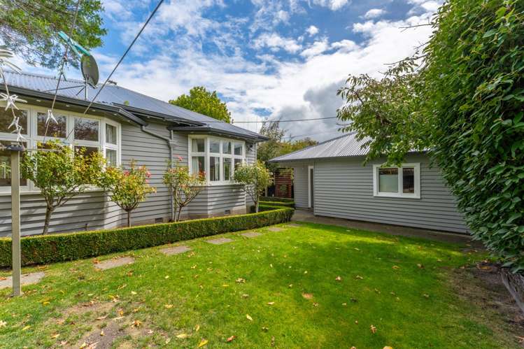 8 Saint Johns Avenue Highfield_26