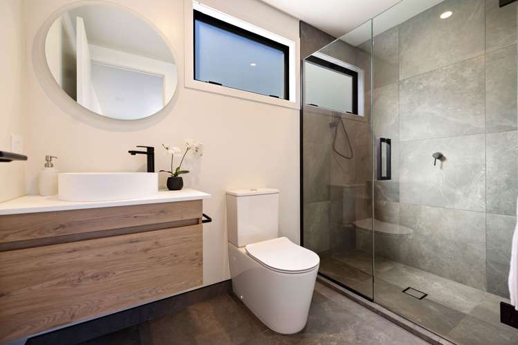 B/45 McAdam Drive Jacks Point_17