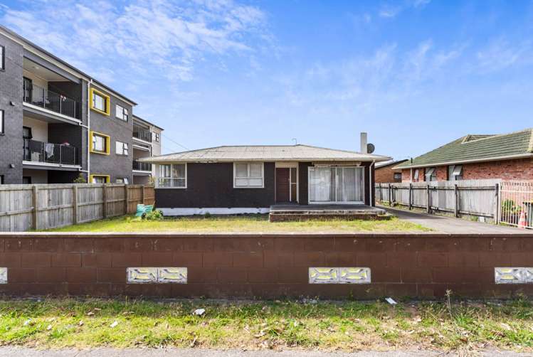 525 Massey Road Mangere_16