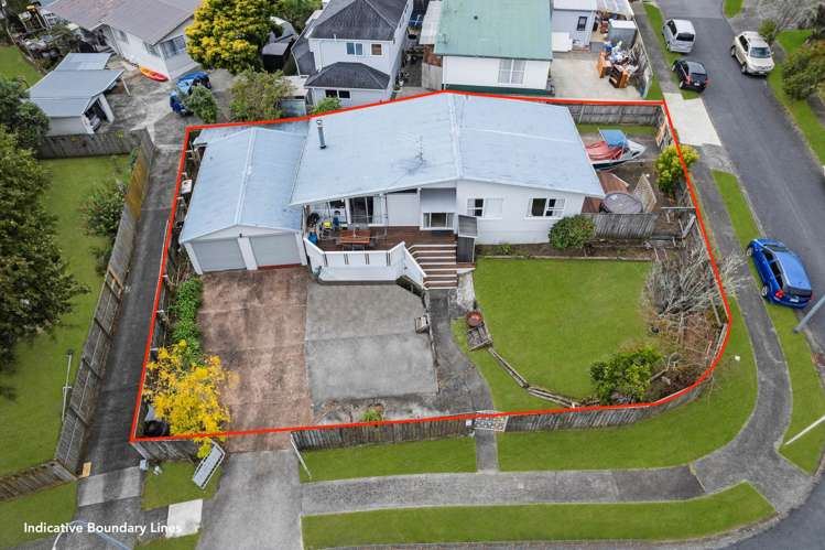 8 Malvina Place Bucklands Beach_22