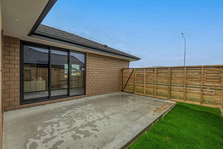 72 Atlantic Drive Fitzherbert_13