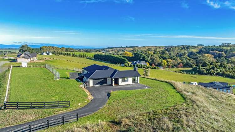 46 Fry Road Halcombe_15