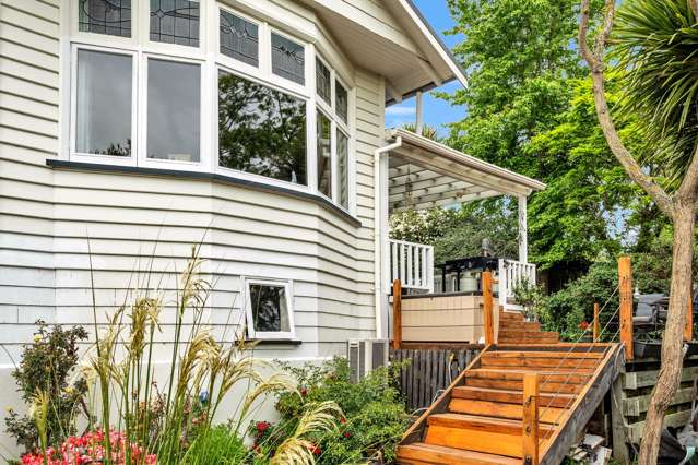 Warm and Welcoming with Stunning Outlook