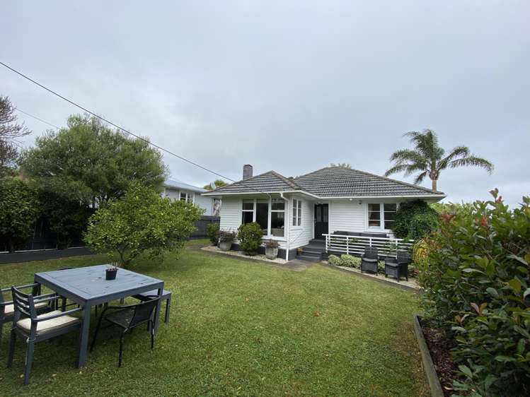 44 Flanshaw Road Te Atatu South_11