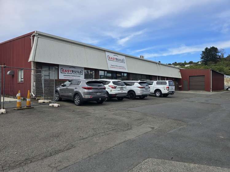 71 Montgomery Crescent Clouston Park_13