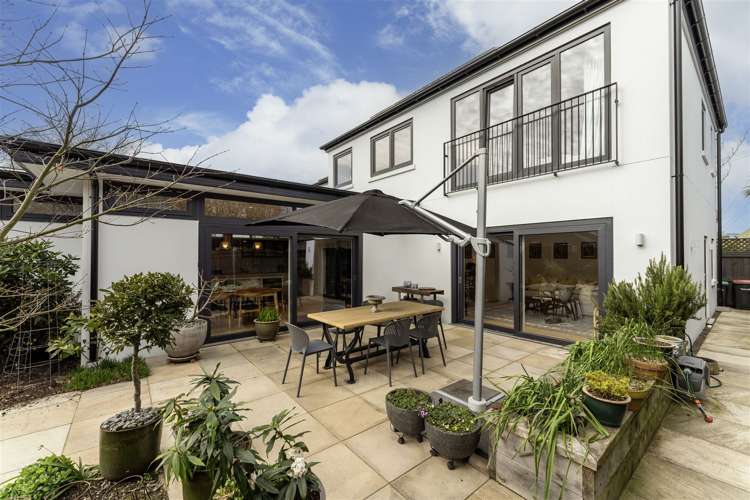 62a Holly Road Saint Albans_21