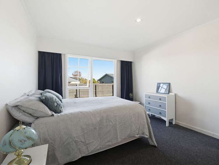 3 Glassey Drive Allenton_15